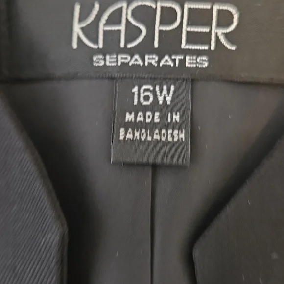 Kasper Women's Black High Neck Collarless Blazer Jacket Cuffable Sleeve Size 16W - Picture 5 of 9